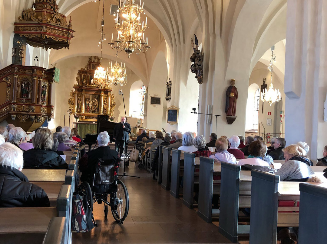Sankta Ragnhilds Kyrka-南泰利耶必去景点