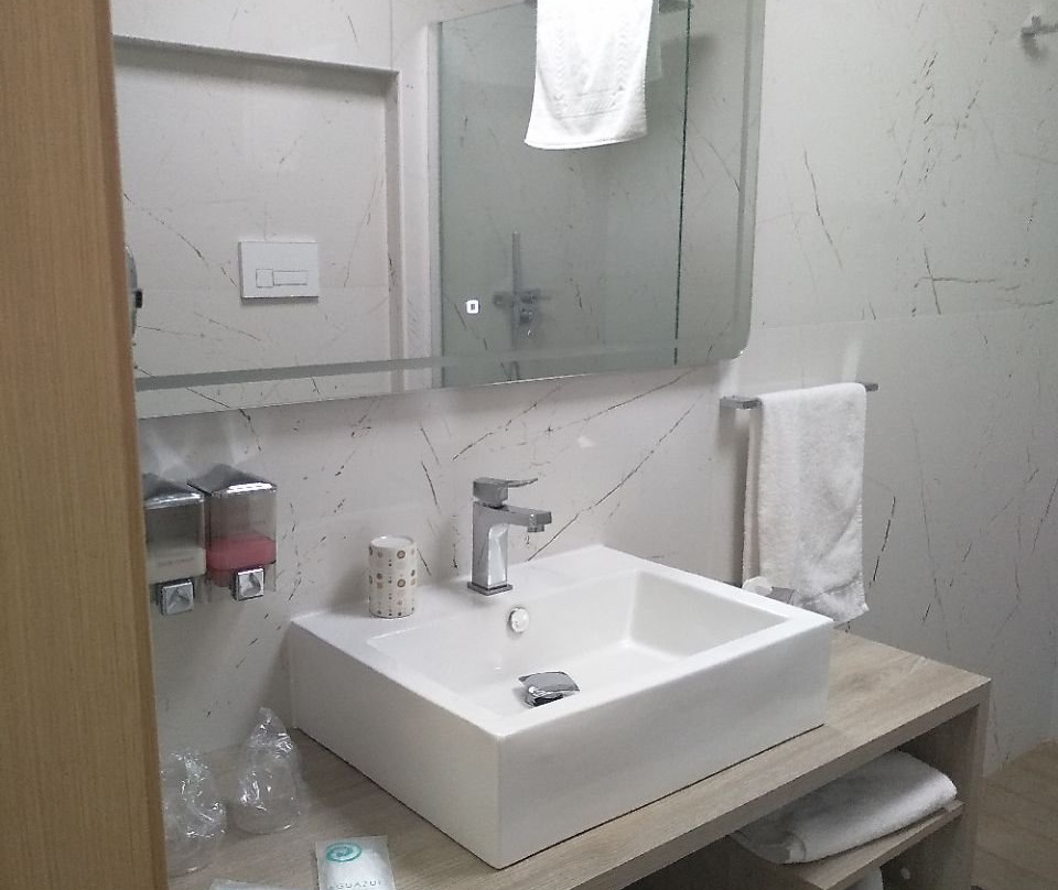 Morello Beach Hotel主图