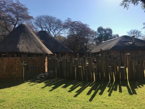 Inzenga Lodge & Safaris