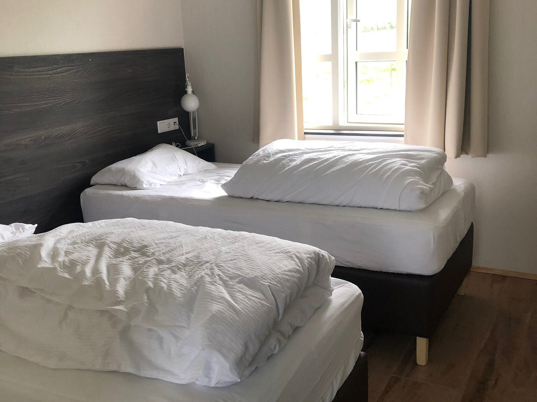 乡村安娜酒店主图