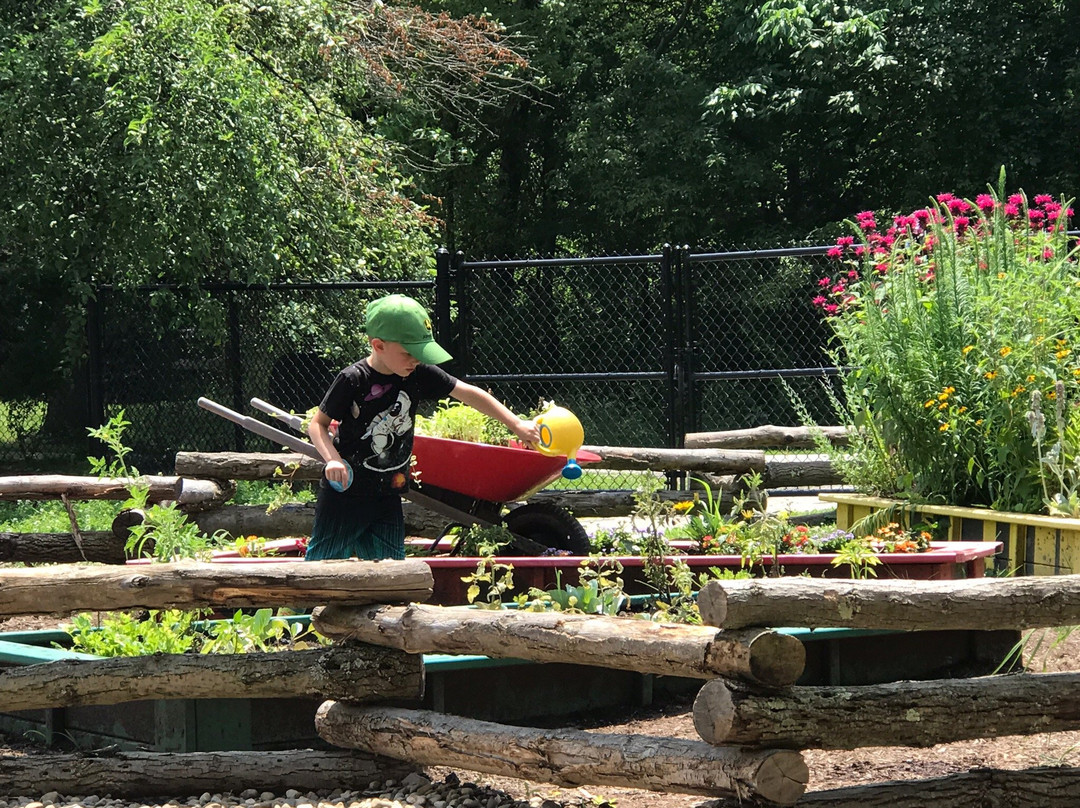 Penitentiary Glen Wildlife Center-Kirtland必去景点