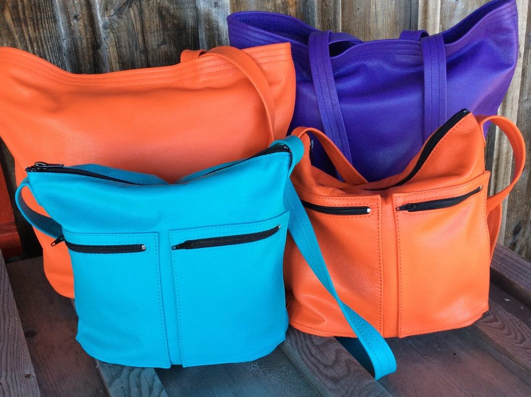 Leather Works by Jolene-Indian Brook必去景点