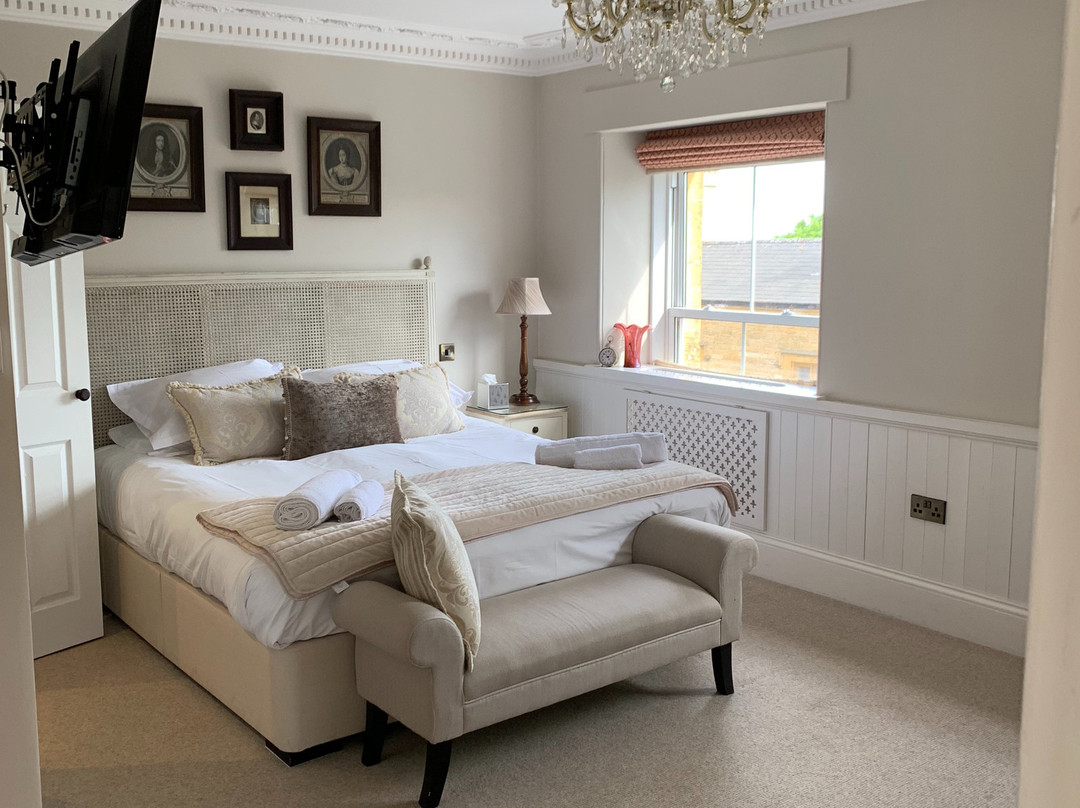 Victoria House主图