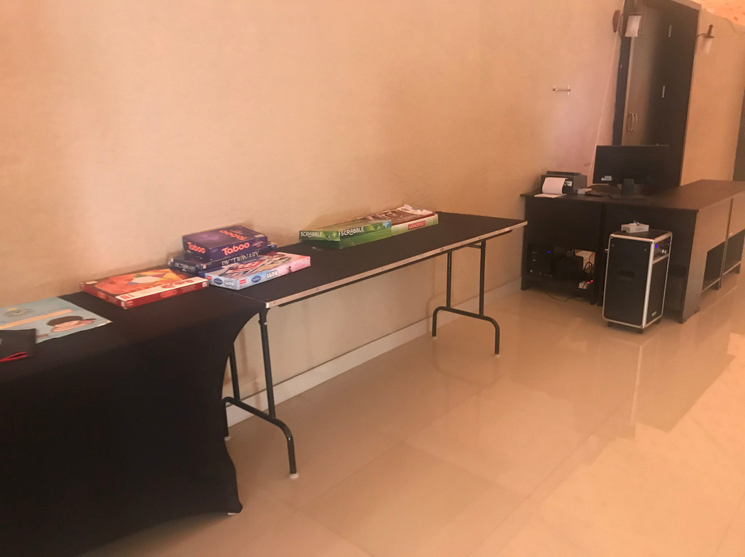 Sterling Kanha主图