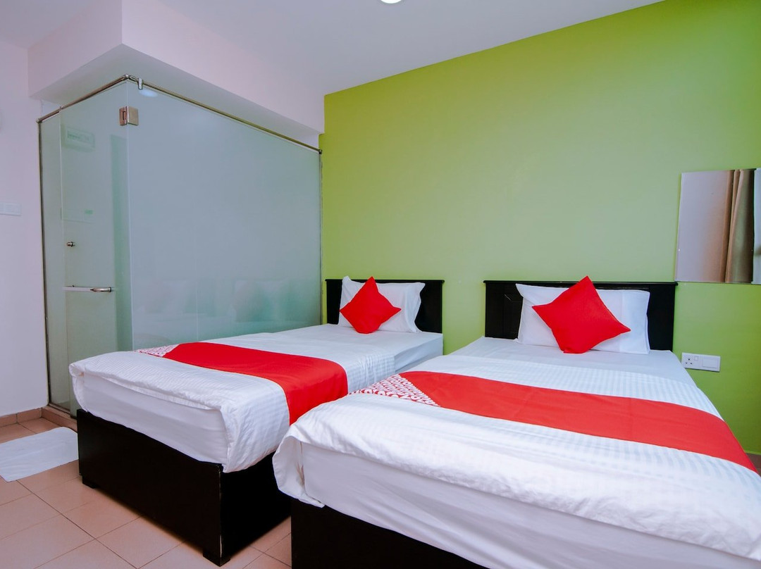 OYO 816 Hotel De Kiara主图