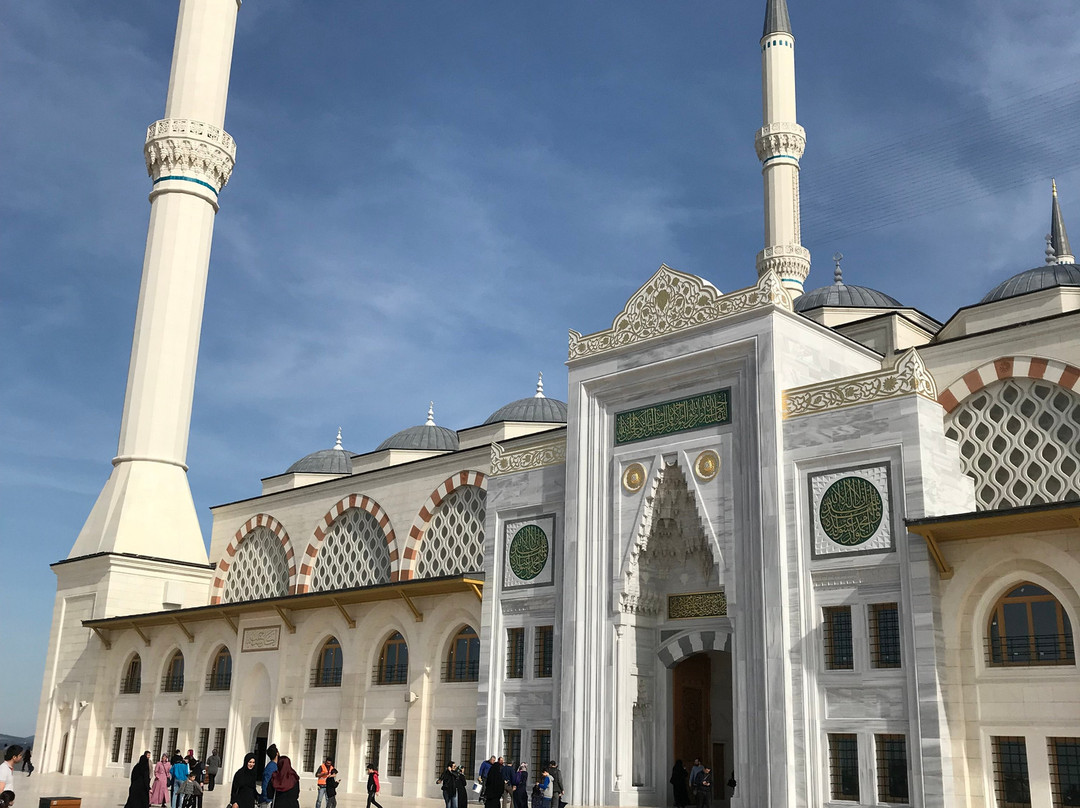 Çamlıca Mosque-伊斯坦布尔必去景点