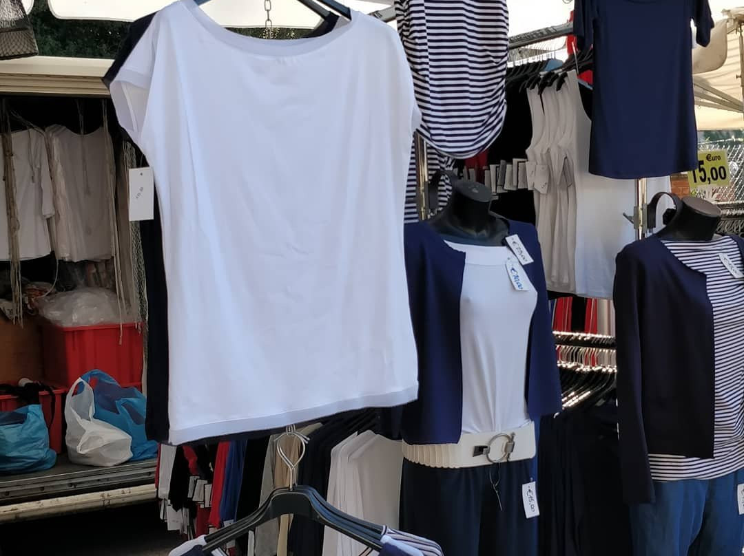 Mercato Settimanale景点图片