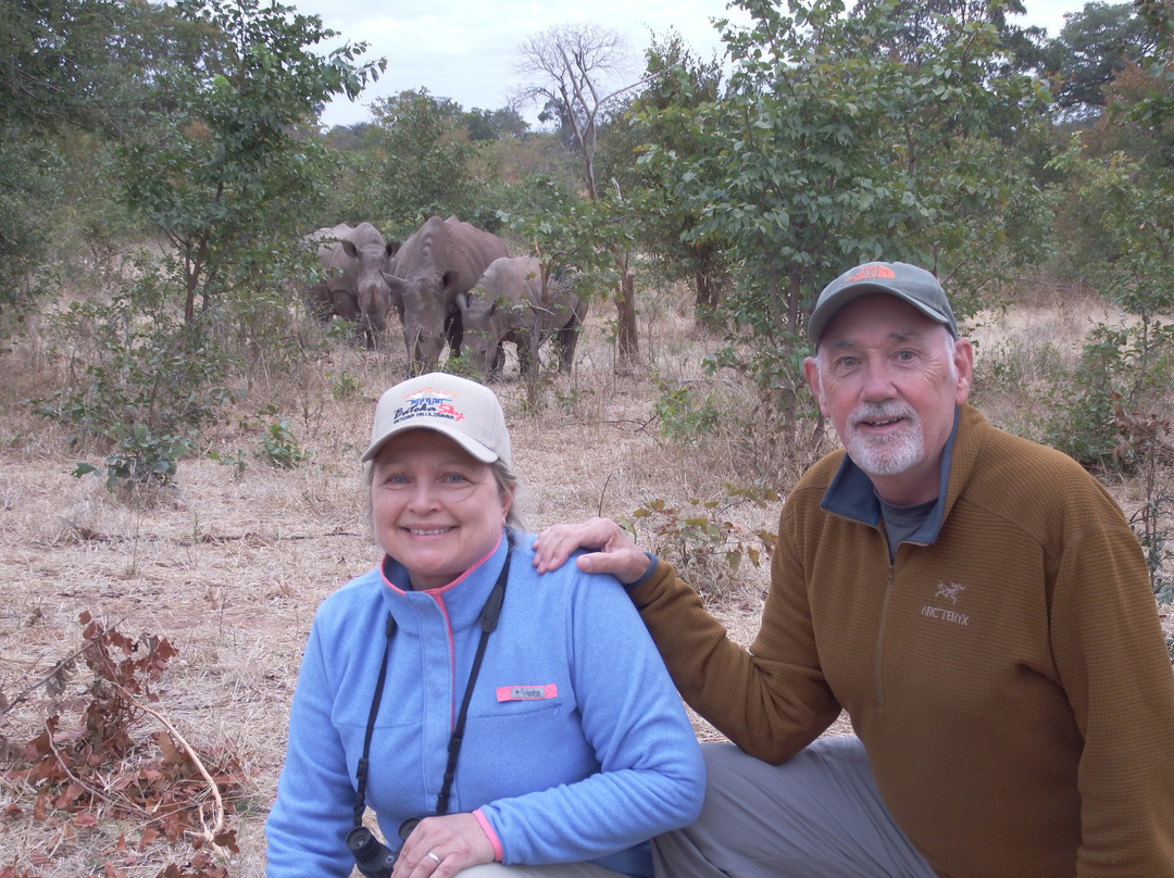 Afrizim Rhino Walk - Mosi Oa Tunya Park-李文斯顿必去景点