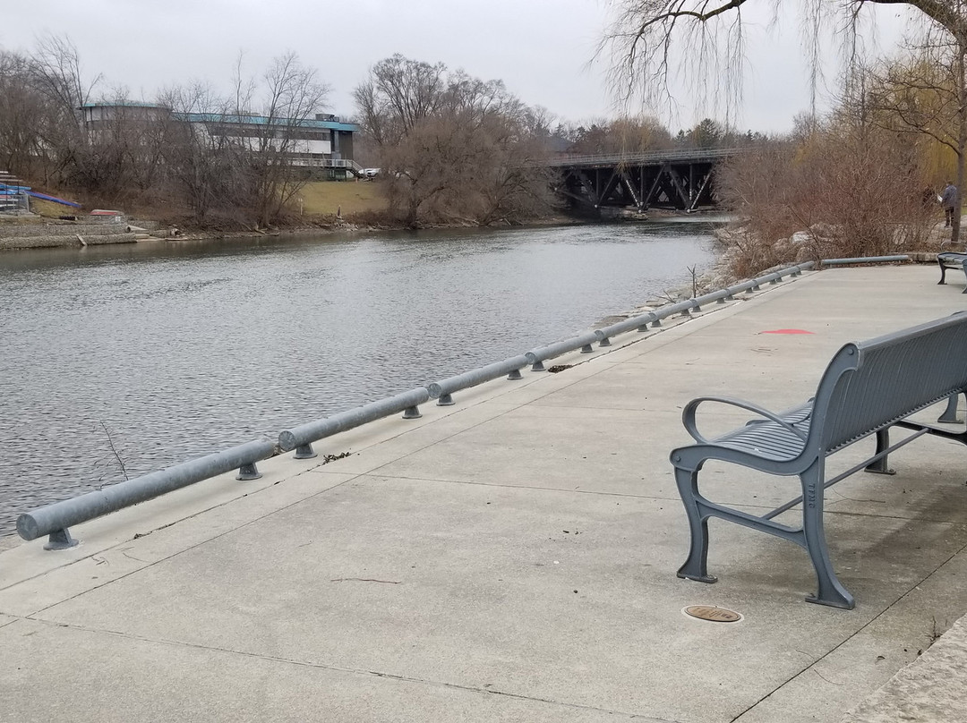 Port Credit Memorial Park-米西索加必去景点