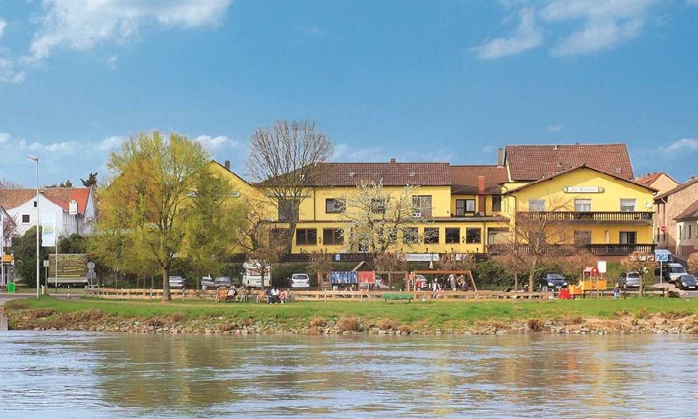 Muhlheim am Main酒店住宿-Hotel-Restaurant Zur Mainlust
