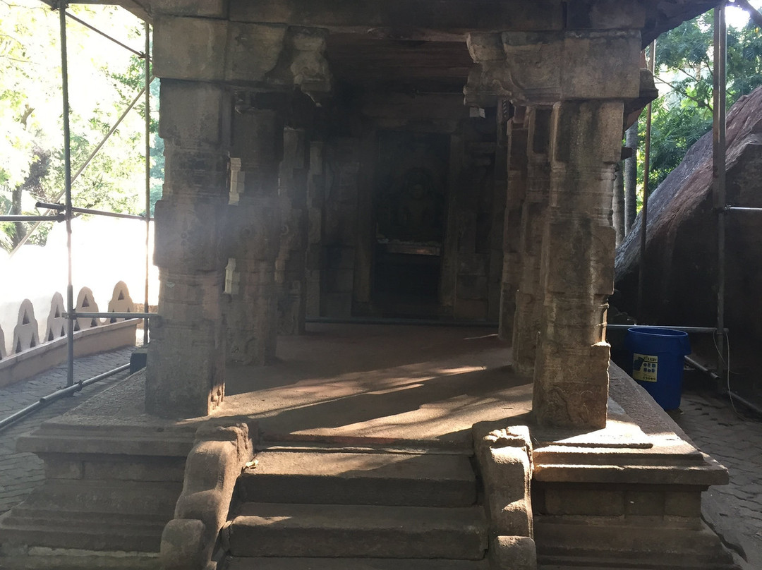 Ridee Viharaya (silver Temple)景点图片