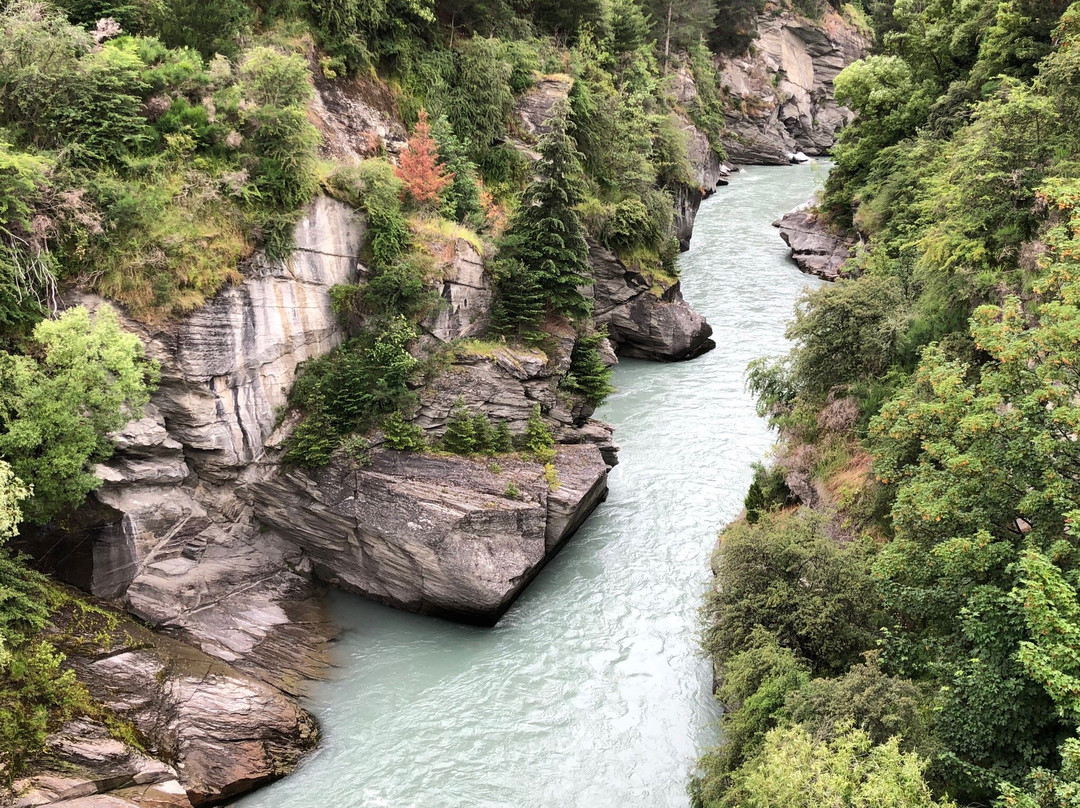 Arthurs Point旅游景点-Edith Cavell Bridge