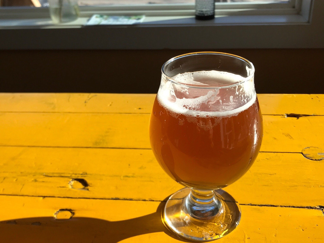 The Lone Wolfe Brewing Company景点图片