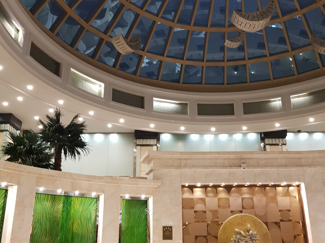 中裕世纪大酒店主图