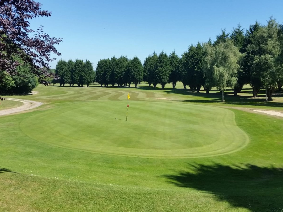 Golf School UK景点图片