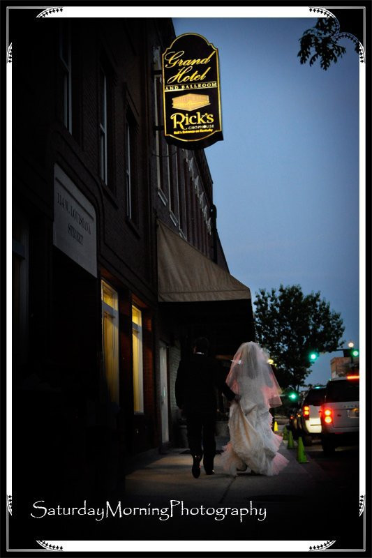 格兰德酒店主图