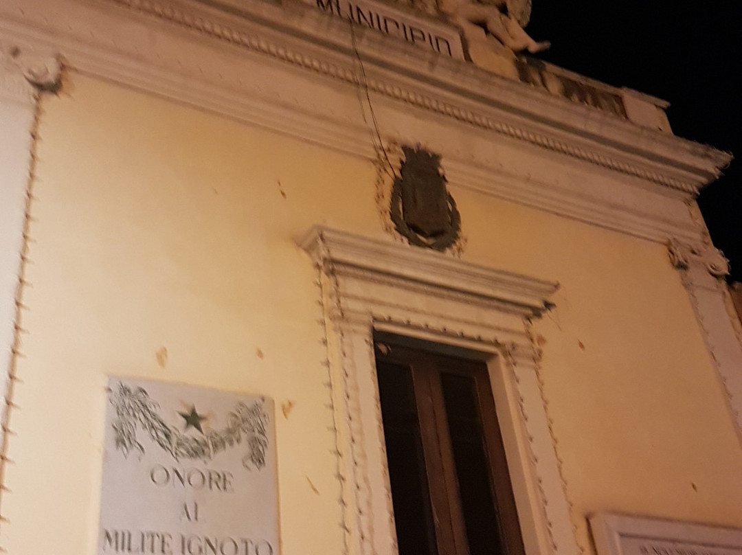 Piano Tavola旅游景点-Il Borgo Medievale