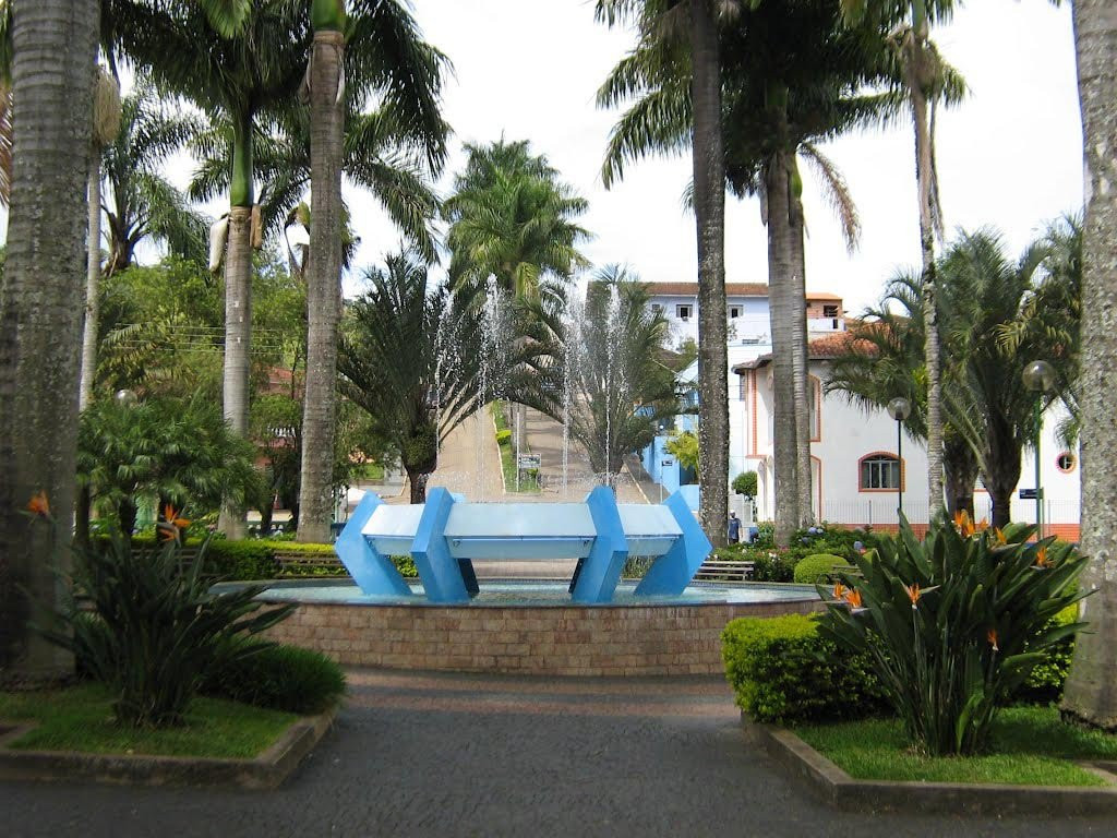 Borda da Mata旅游景点-Praca Ivo Tomaz