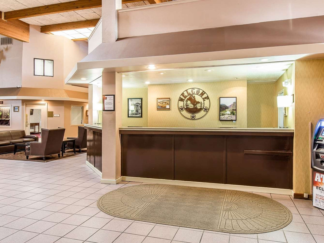 Quality Inn & Suites主图