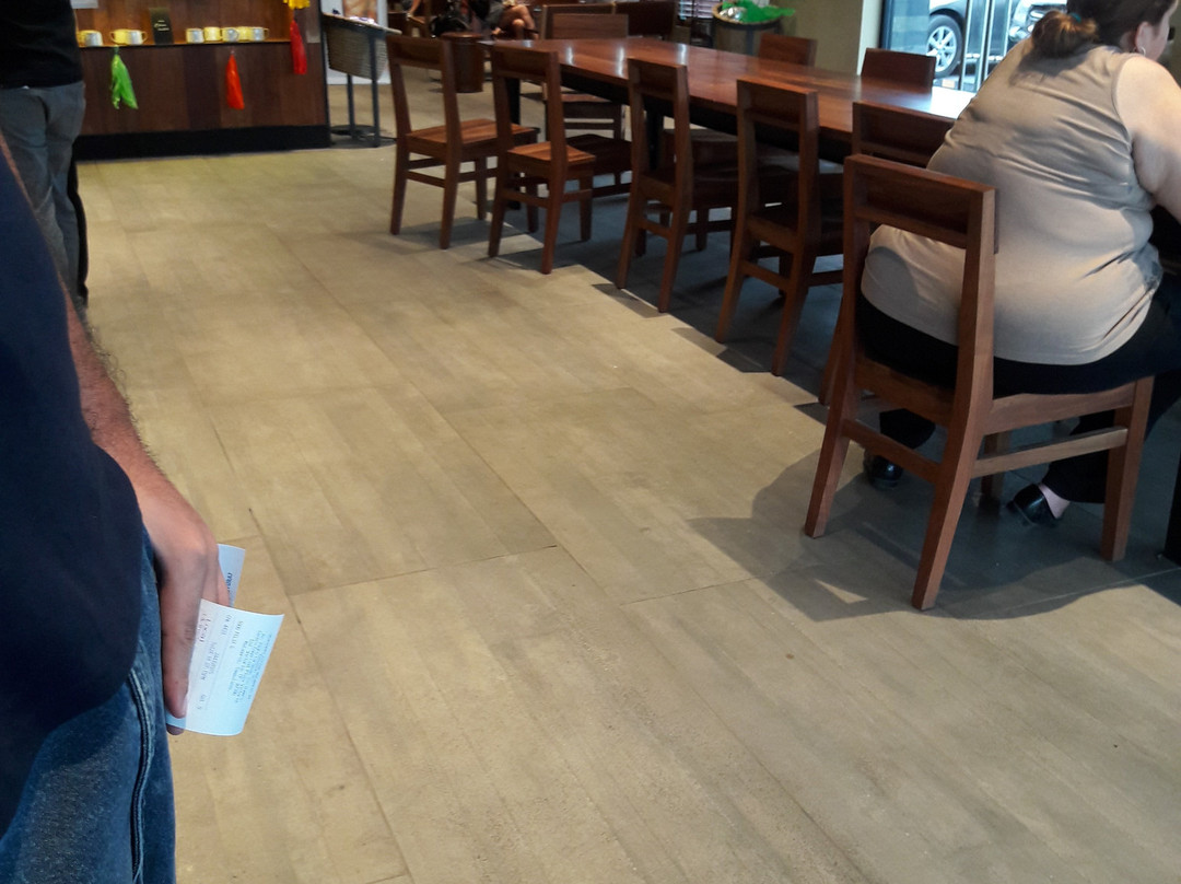 Valle Hermoso餐馆和美食-Starbucks