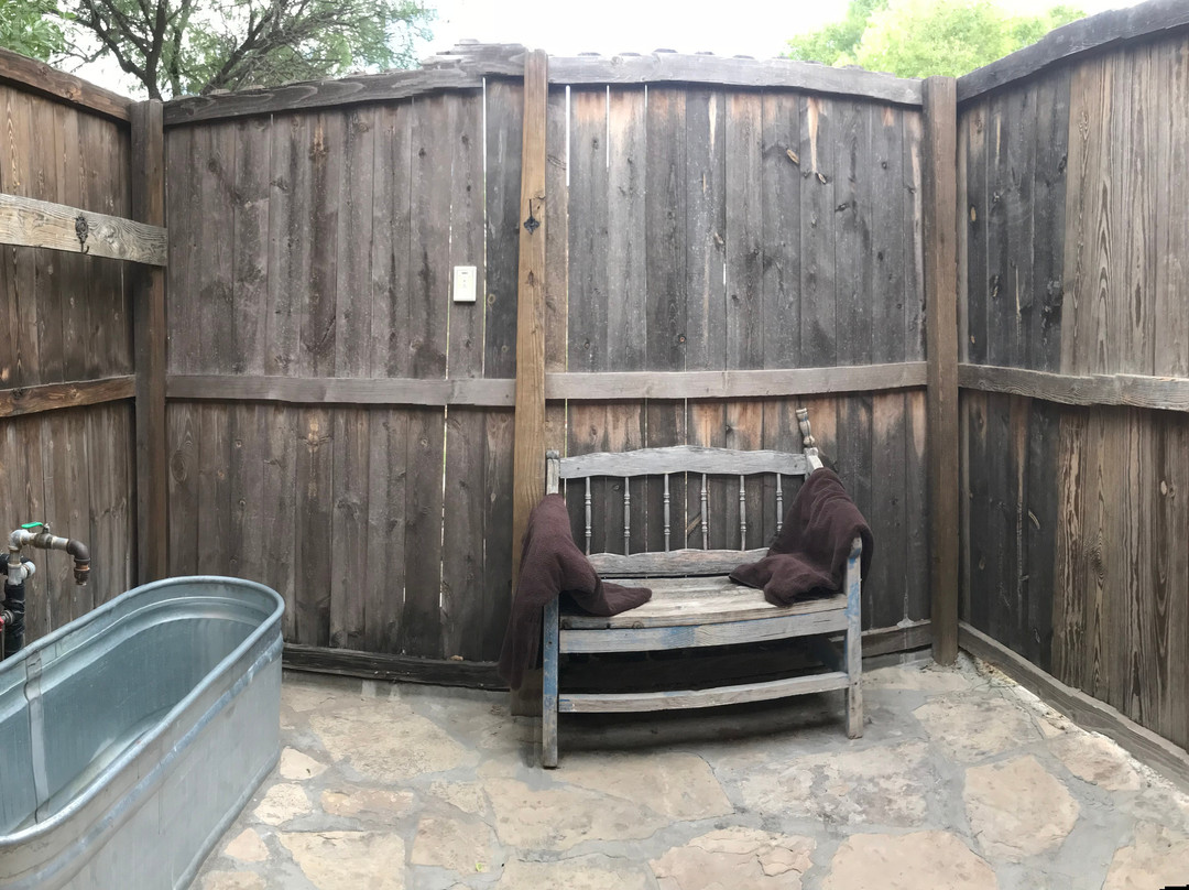 Chinati Hot Springs-马尔法必去景点