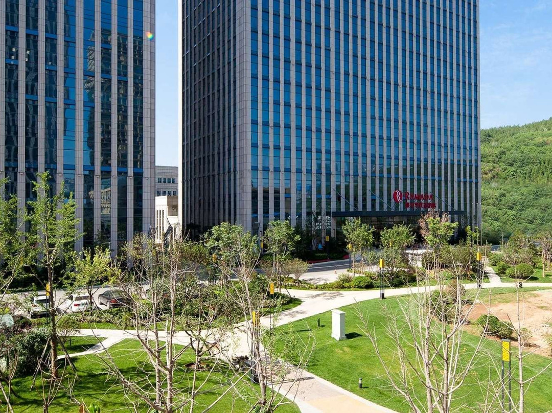 济南银丰华美达酒店主图