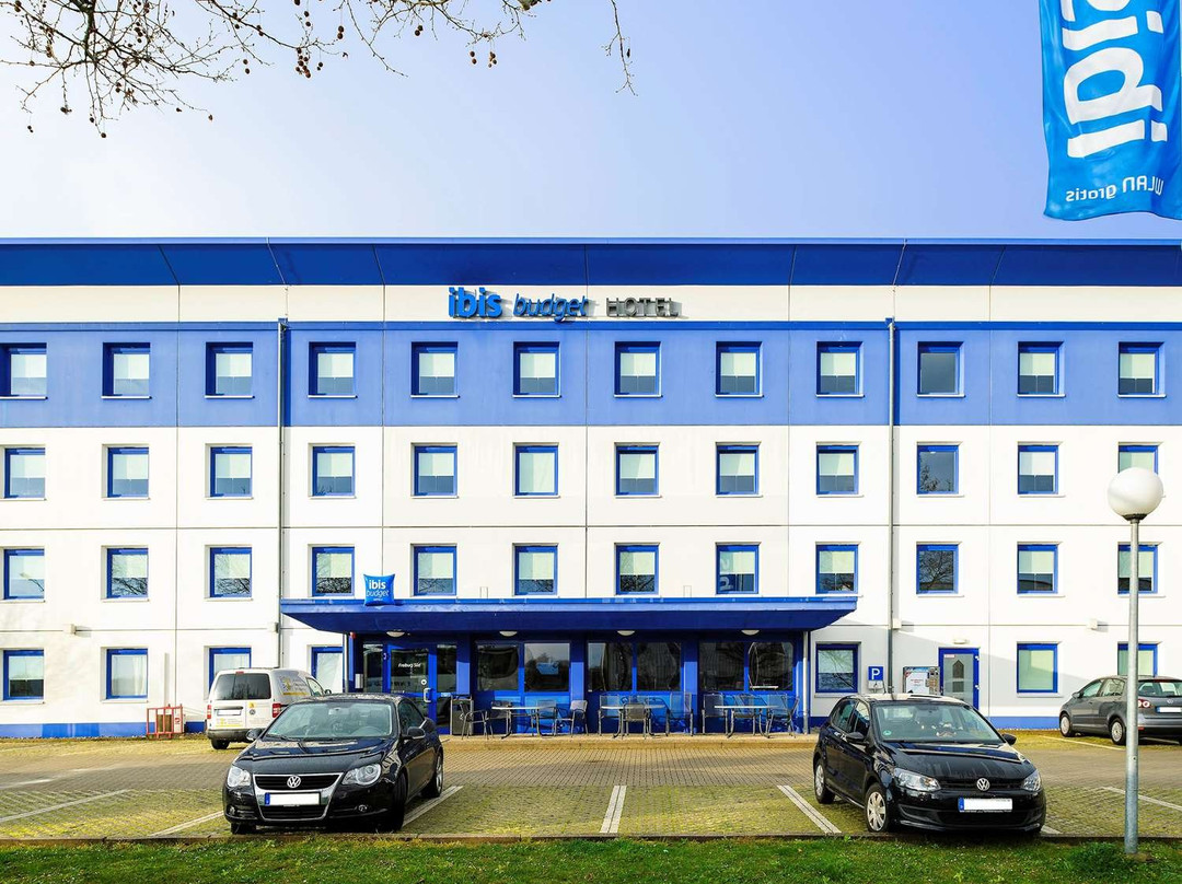 弗赖堡苏德宜必思快捷酒店主图