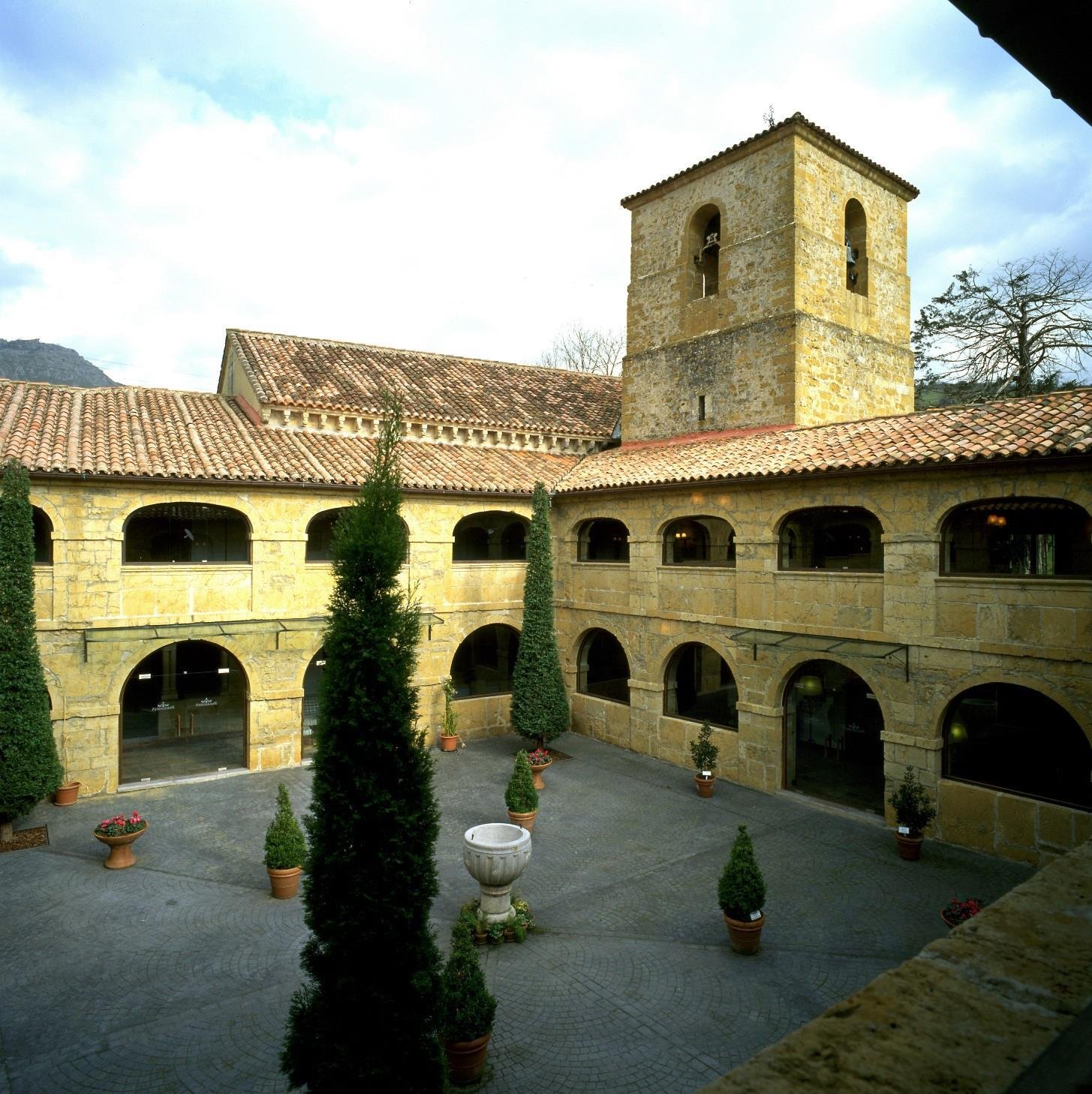 Parador de Cangas de Onís-官方