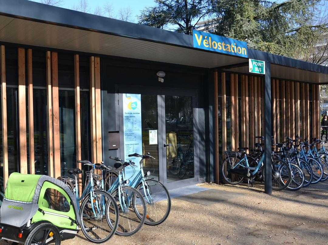 Vélostation-尚贝里必去景点