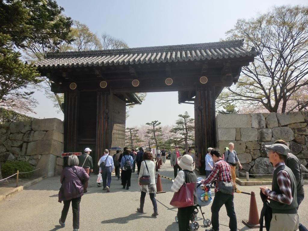 Himeji Castle Otemon Gate-姬路市必去景点
