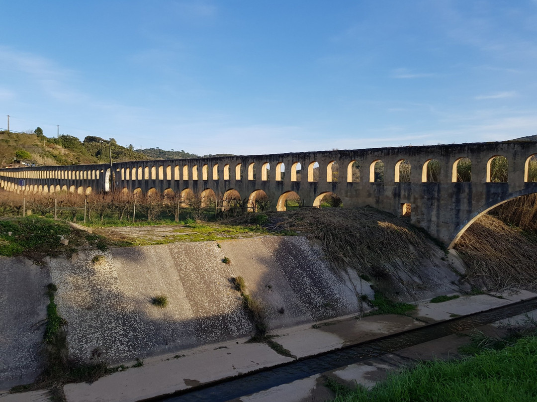 Aqueduto de Torres Vedras景点图片