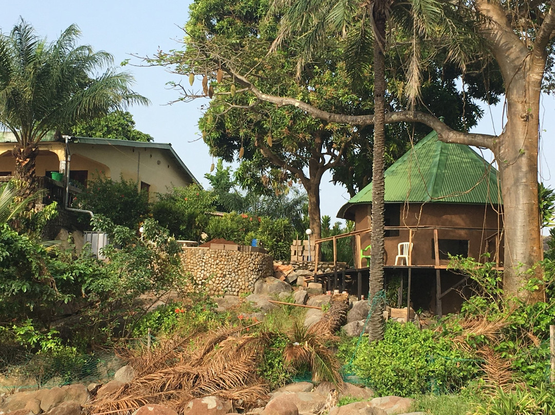 La Villa Elijah - Guinea Fishing Camp主图