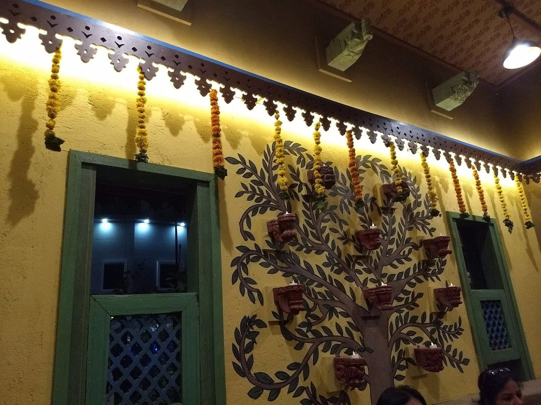 Gambhira餐馆和美食-The Rotlo