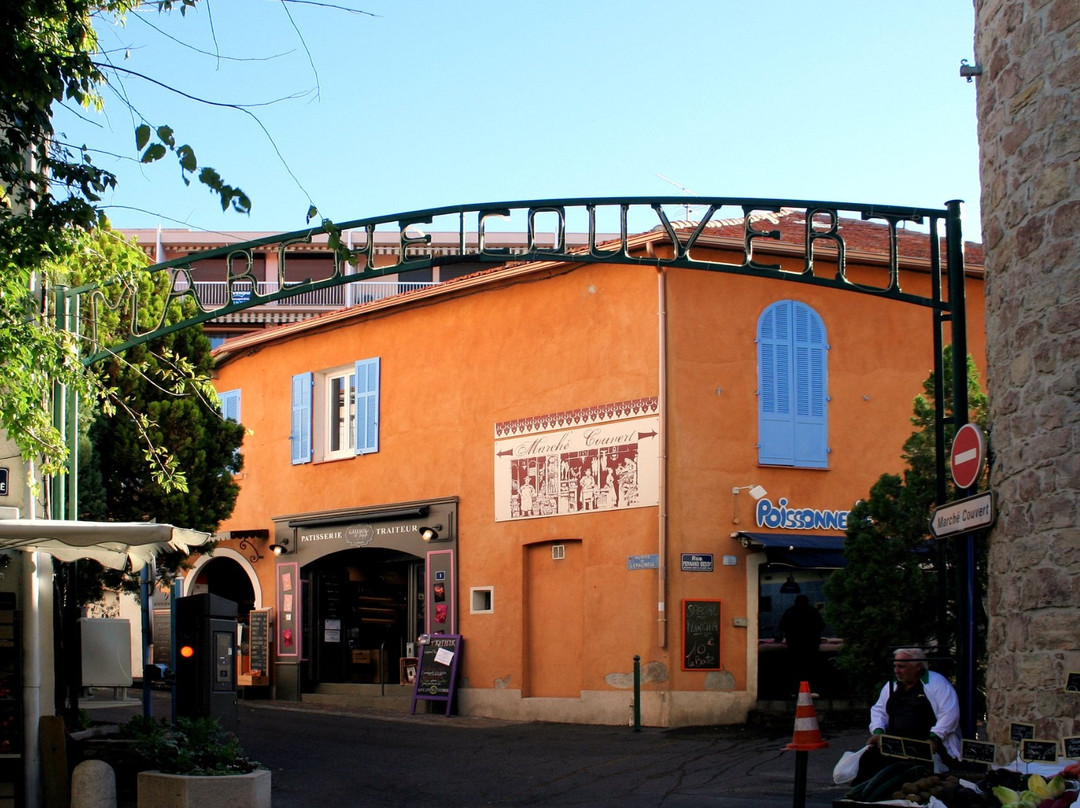 Marché couvert景点图片