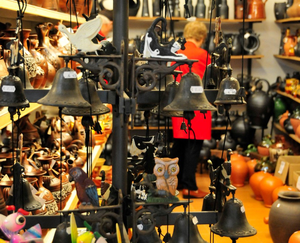 Ceramica Roca Caus-Verdu必去景点