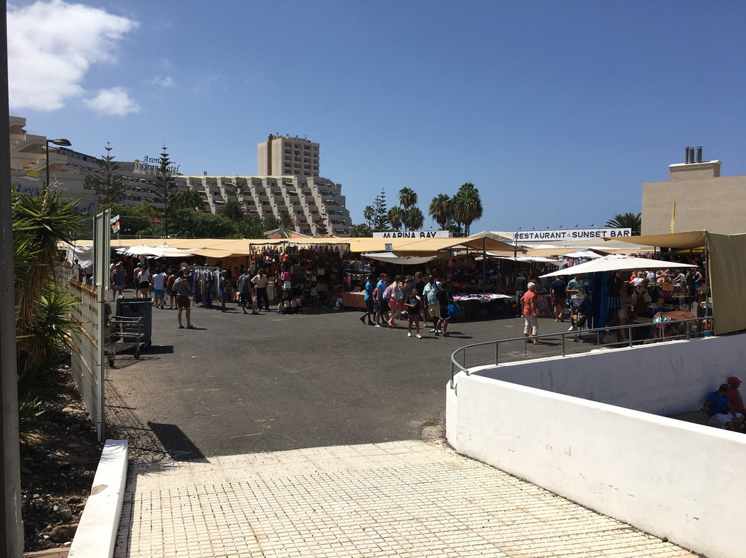 Los Cristianos Market-特纳里夫必去景点
