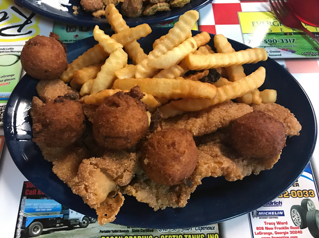 Roger's BBQ & Catfish House