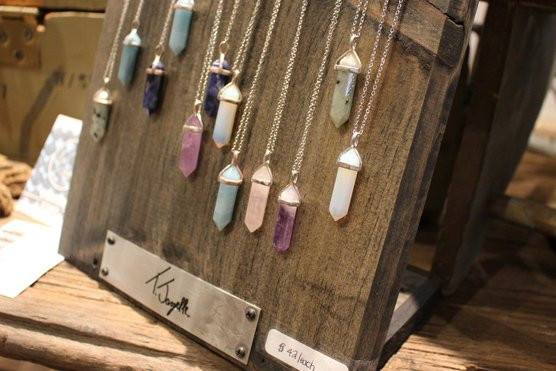 Deena's-波因特普莱森海滩必去景点