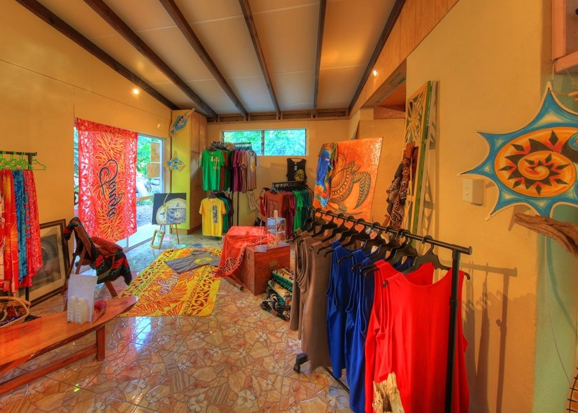 Blue Banana Beach Studios景点图片