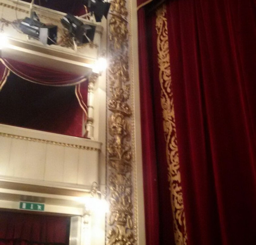 Teatro della Società-莱科必去景点