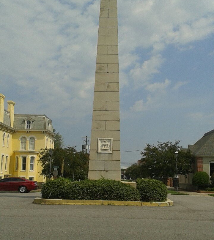 Signer's Monument-奥古斯塔必去景点