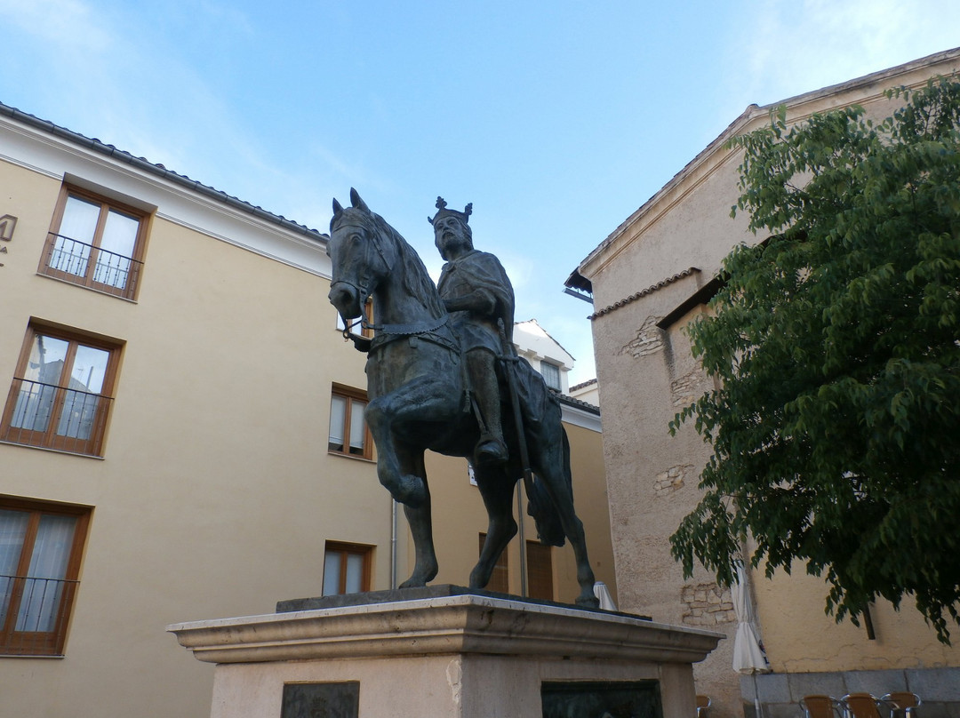 Escultura de Alfonso VIII景点图片