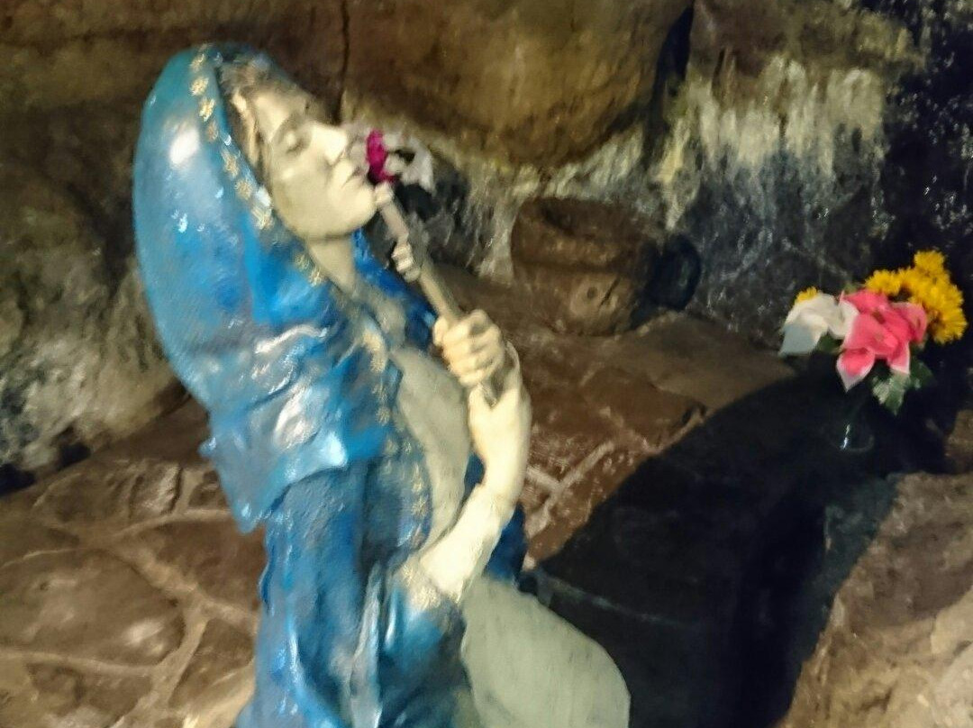 St Margaret's Cave-丹弗姆林必去景点