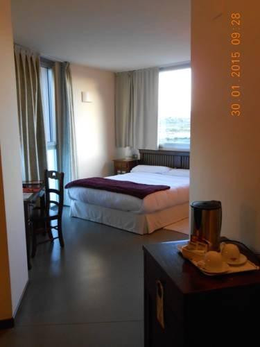 穆拉耶塔酒店主图