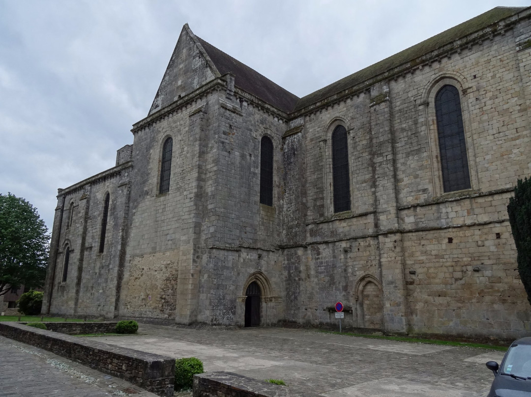 Collégiale de Saint-Yrieix-la-Perche景点图片