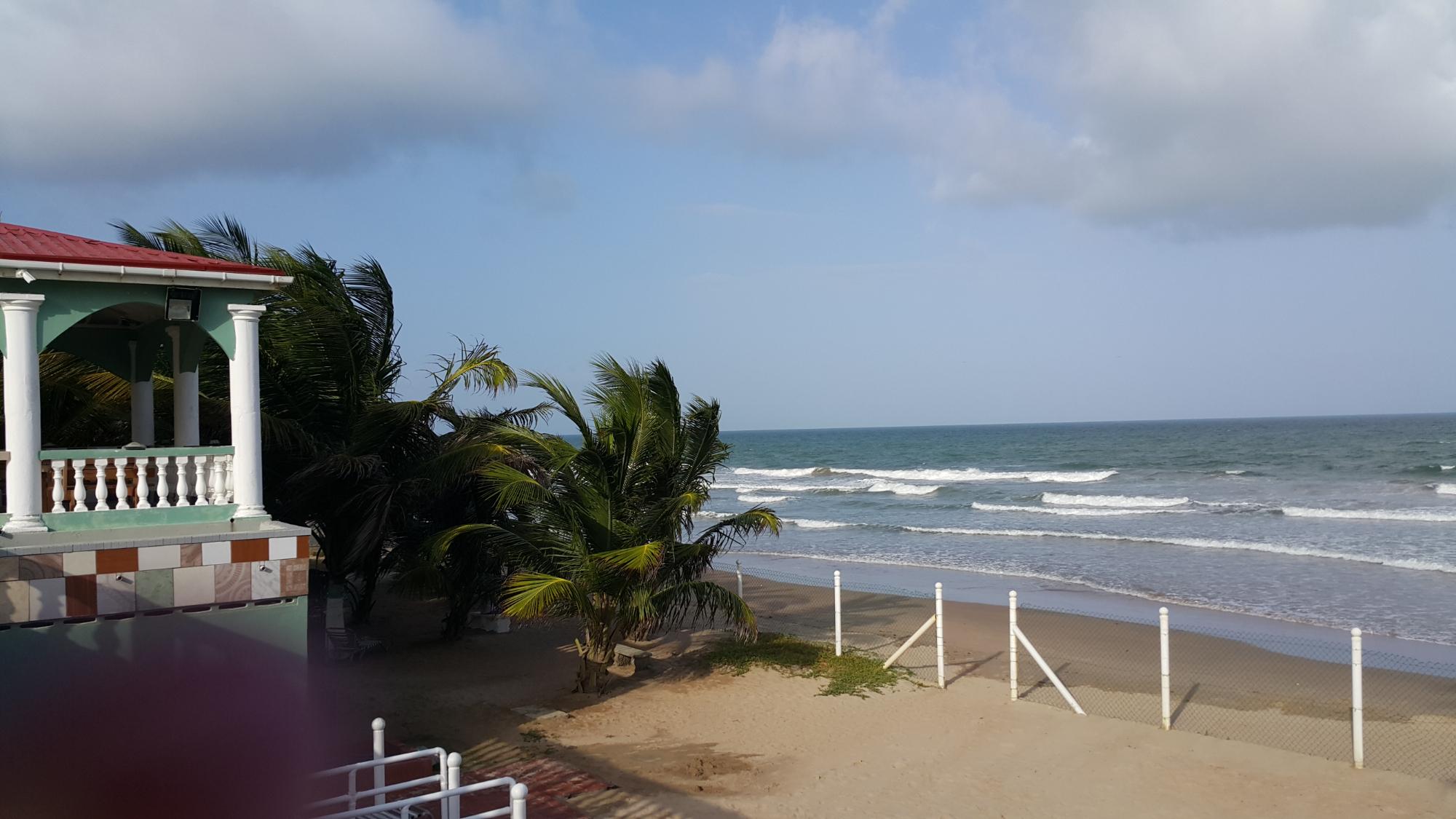 Radix Beach Resort-泳池