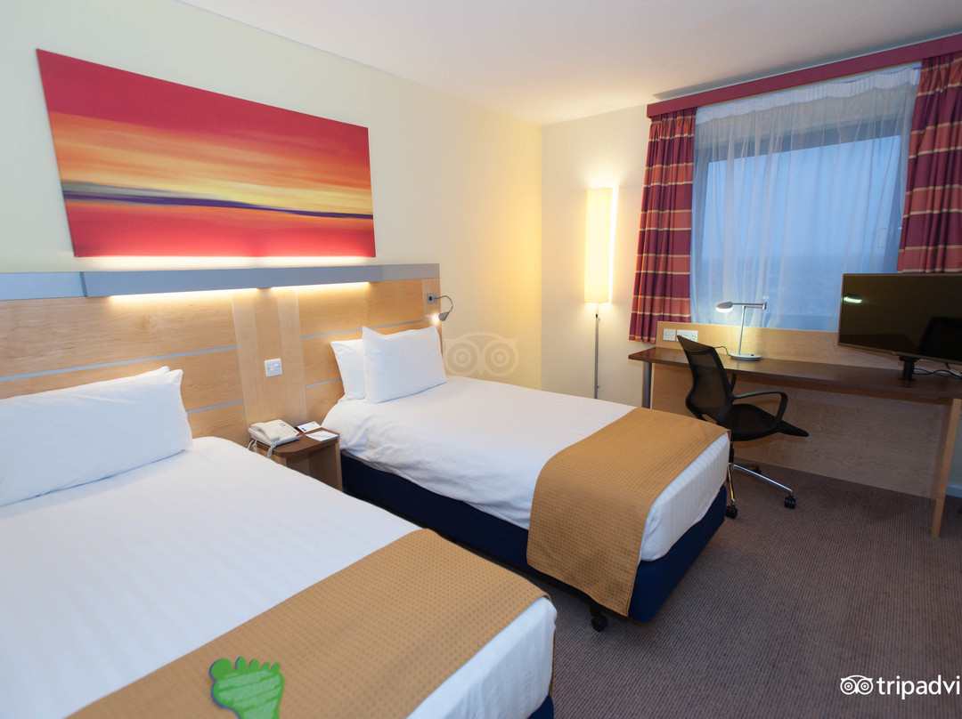 Barkingside酒店住宿-伦敦智选假日酒店- 纽伯里公园 