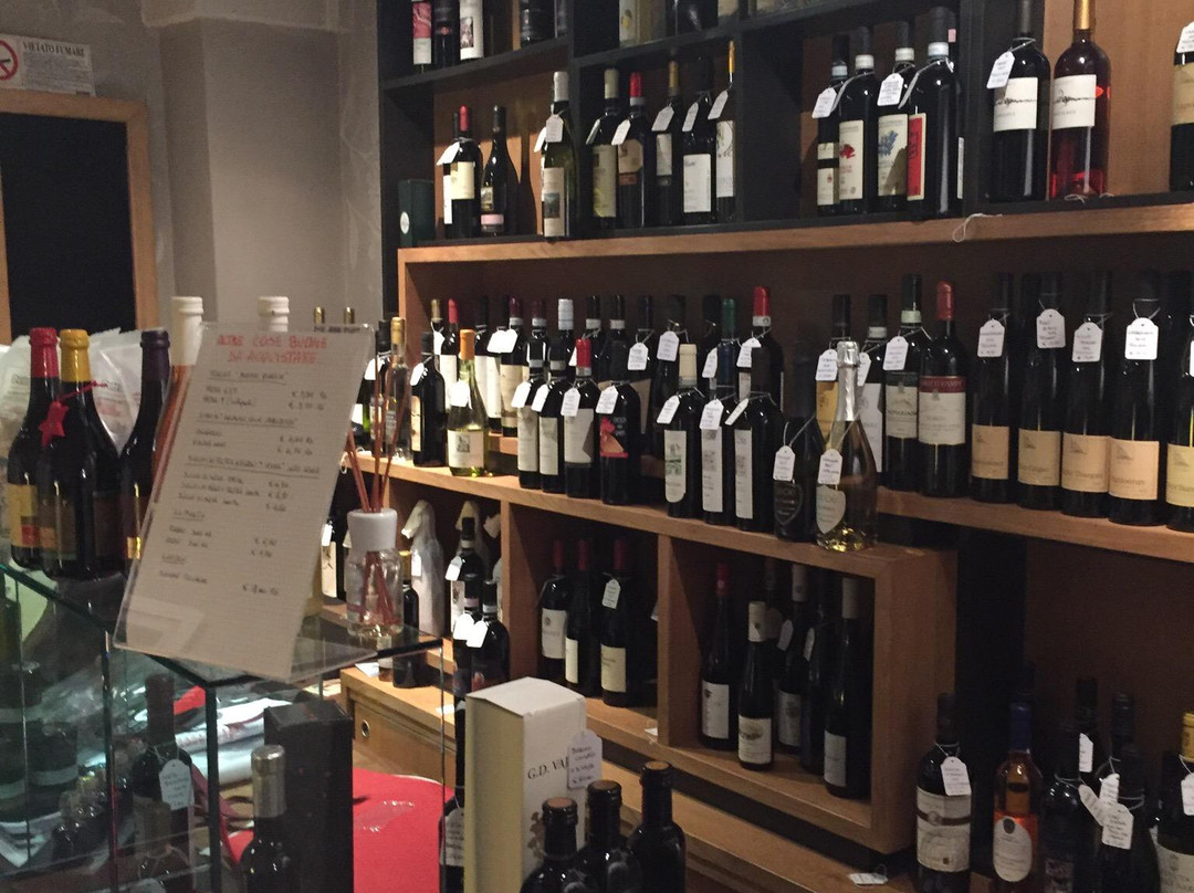 Enoteca Monna Bianca-拉瓦尼亚必去景点