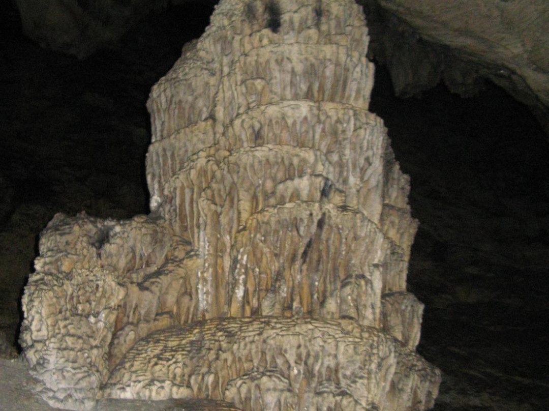 Borodinskaya Cave-Bograd必去景点
