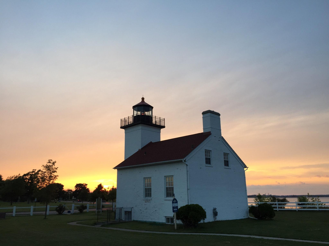 Sand Point Lighthouse-Escanaba必去景点